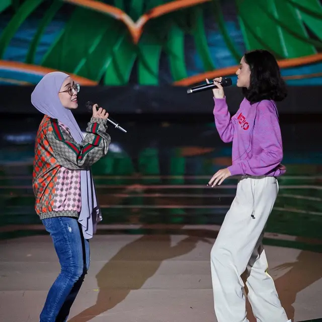 Perdana Duet Bareng, Ini 6 Potret Asila Maisa dan Lesty Kejora di Atas Panggung