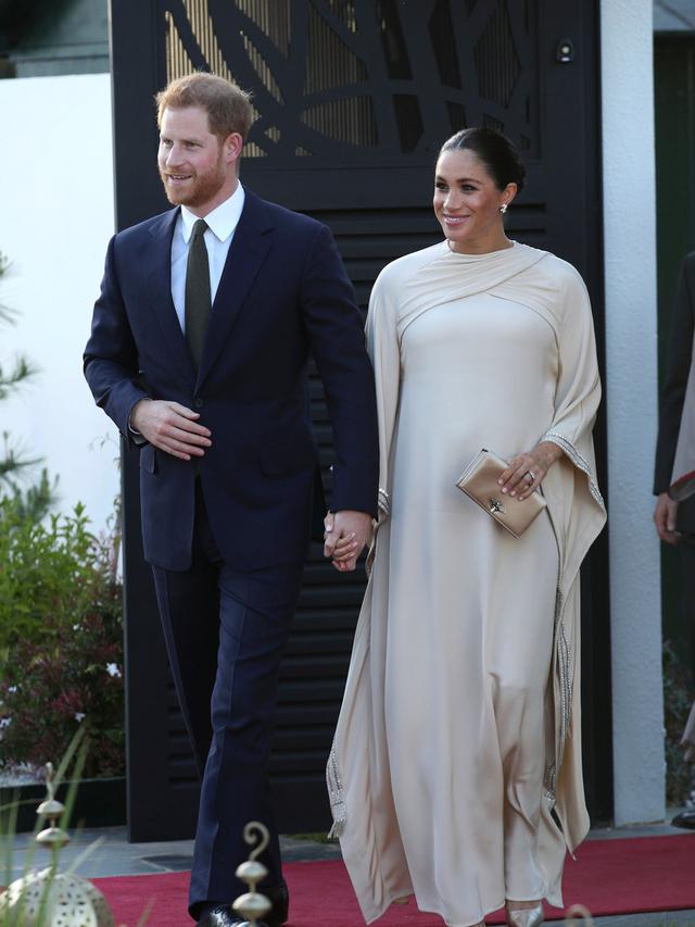 Harga busana hamil Meghan Markle