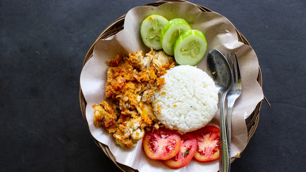 Resep Ayam Geprek Kuah Tongseng khas Jogja