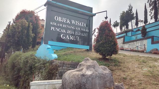 Objek wisata Puncak Jaya Darajat di kawasan wisata alam terbuka Darajat, Garut