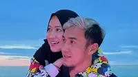 Mantan istri Daus Mini, Yunita Lestari, terseret dalam pusaran dugaan perselingkuhan Gunawan Dw Cahyo. Okie Agustina meluruskan gosip tak sedap ini. (Foto: Dok. Instagram @gunawandwicahyo13)