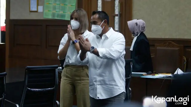 [Fimela] Nia Ramadhani dan Ardi Bakrie