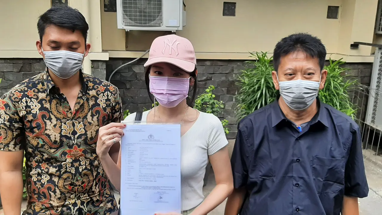 Kisah cinta Y dan R berakhir di Polda Metro Jaya. Y melayangkan laporan ke Polda Metro Jaya pada 22 April 2022. (Liputan6.com/Ady Anugrahadi)