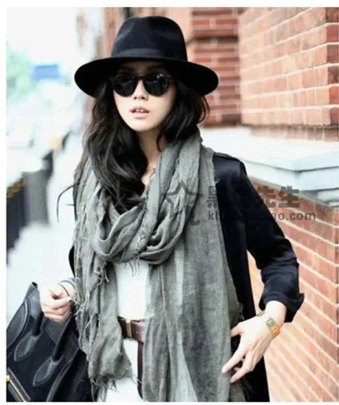 Baju cowok dipakai cewek bikin gaya makin stylish. (pinterest)