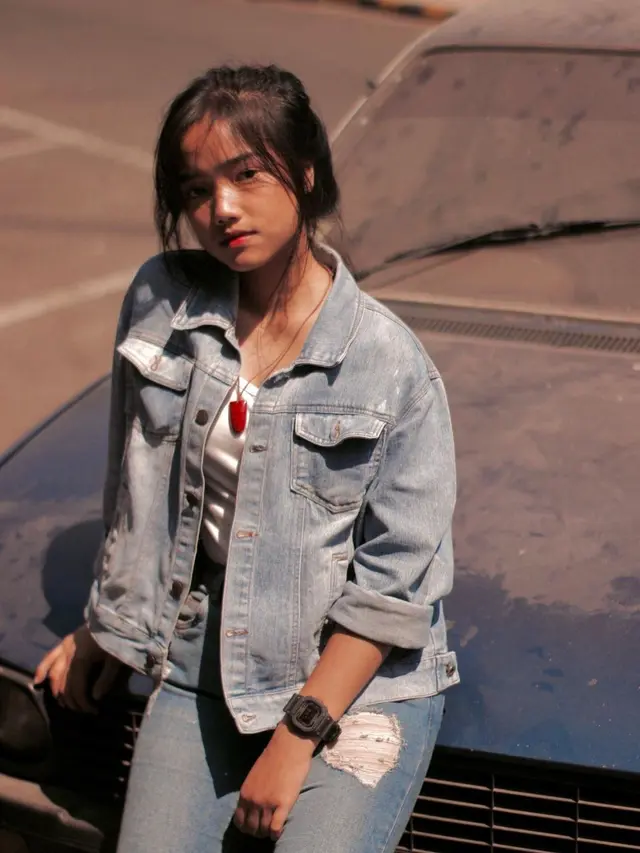 Bantu Asuh Baby Gala, Ini 6 Potret Fuji Adik Bibi Ardiansyah