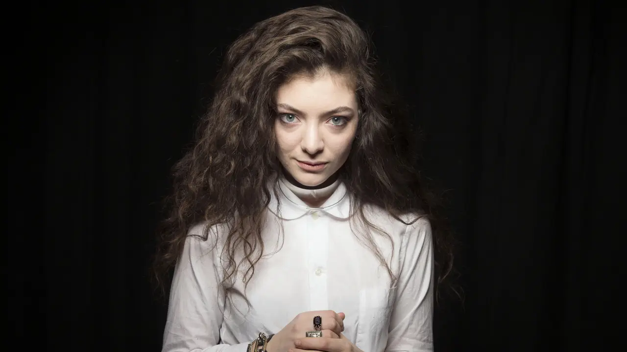 Lorde Merasakan Gangguan Hantu Saat Proses Rekaman