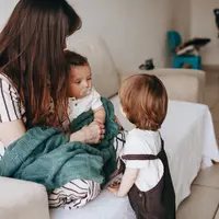 Menyusui tidak selalu berhenti ketika anak sudah memasuki usia satu tahun. (Foto/Dok: Pexels)