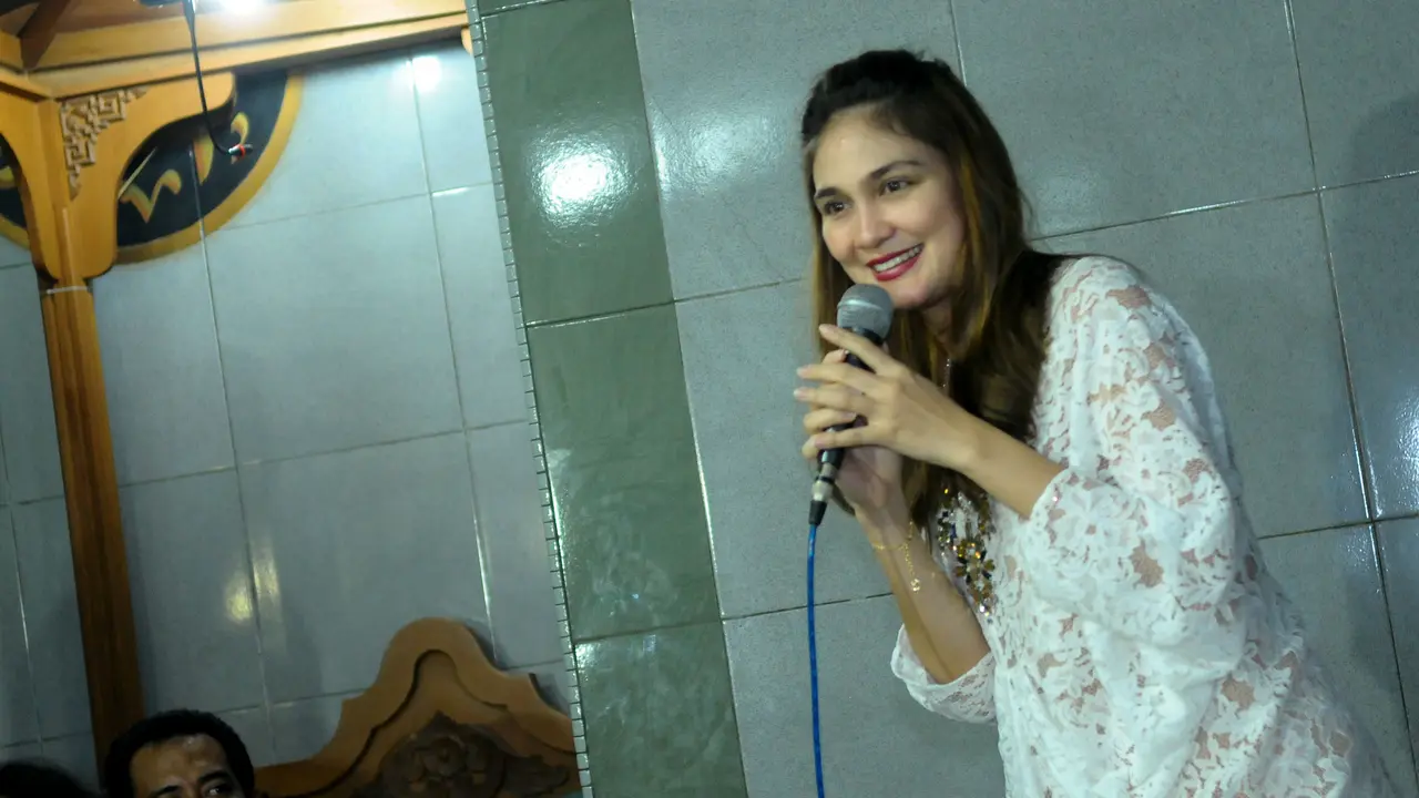 Luna Maya