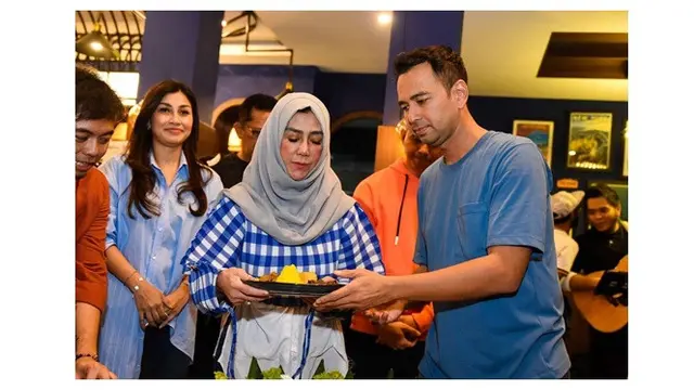 6 Potret Raffi Ahmad di Perayaan Ultah ke-2 RANS Nusantara FC, Berlangsung Seru