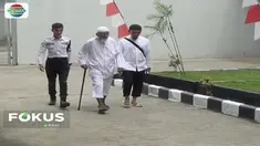 Kuasa hukum Abu Bakar Baasyir mengaku belum pernah disodori syarat-syarat pembebasan Baasyir termasuk harus tanda tangani surat pernyataan setia pada NKRI dan Pancasila.