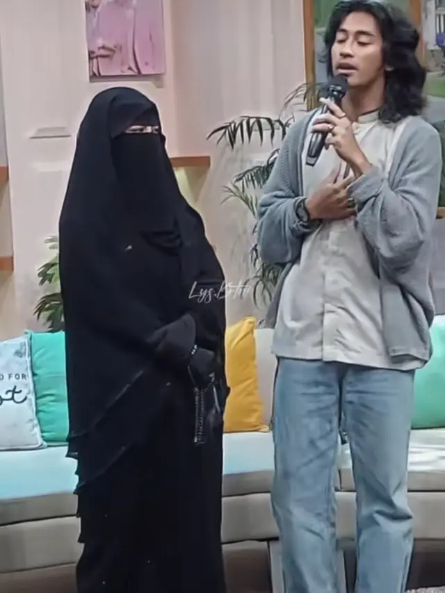 Abidzar Al Ghifari dan Umi Pipik
