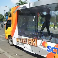 Mobil hujan rejeki 25 tahun SCTV. (foto: dok SCTV)