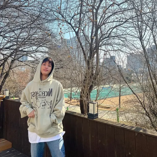Taeil NCT Dipecat! SM Entertainment Konfirmasi Keterlibatannya dalam Kasus Pidana (Instagram/ mo.on_air)