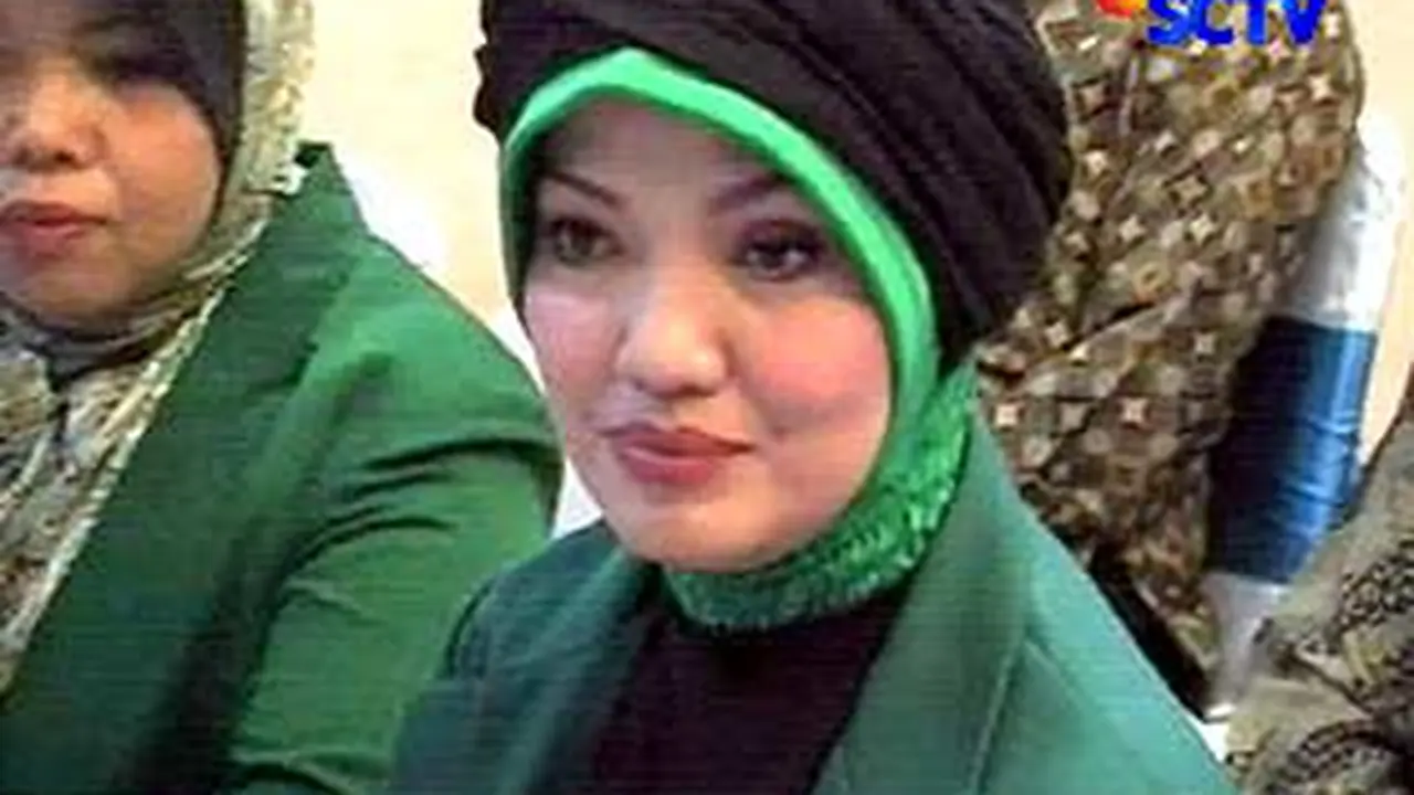 100121aratih_bupati.jpg