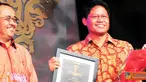 Citizen6, Jakarta: Dewan Juri juga menobatkan PLN sebagai BUMN yang inovatif dalam pelayanan publik dengan meluncurkan layanan Penyambungan Baru/Penambahan Daya/Penyambungan Sementara  secara online. (Pengirim: Agus Trimukti)
