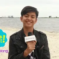 Angga Aldi Yunanda dapat dua nominasi sekaligus di SCTV Awards 2016. Orangtua Angga pun hadir untuk mendukung Angga sekaligus menghadiri wisuda kakaknya.