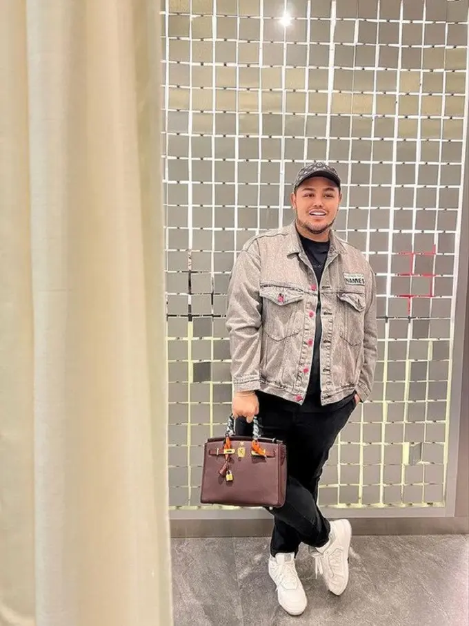 Ivan Gunawan bangun masjid di Afrika