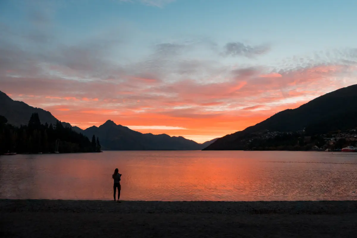 Matahari terbit di New Zealand