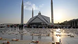 Ramadan menjadi bulan yang paling ditunggu oleh muslim di seluruh dunia termasuk Pakistan. (Aamir Qureshi/AFP)