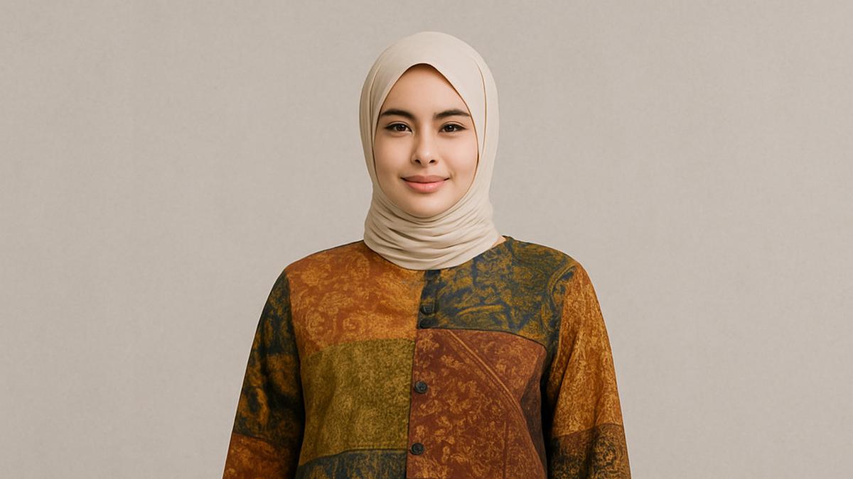 7 Model Tunik Batik untuk Orang Gemuk agar Terlihat Langsing dan Stylish