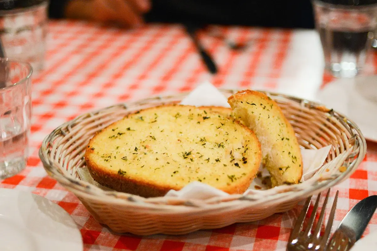 garlic bread