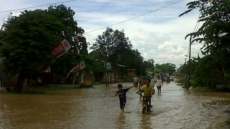 Ratusan Rumah di Cilacap dan Banyumas Dikepung Banjir
