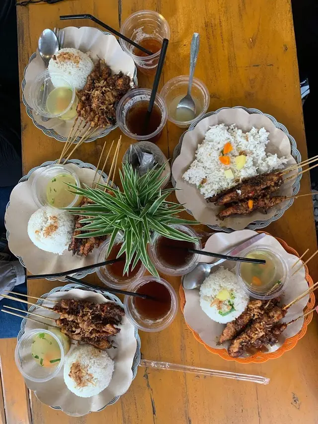 Rekomendasi Tempat Makan Dekat Terminal Condongcatur