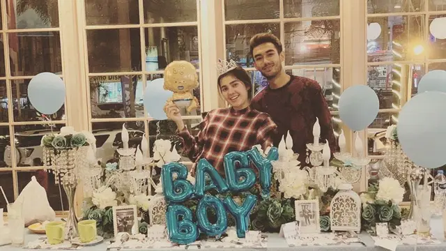 Resmi Jadi Ibu, Ini 6 Potret Perjalanan Kehamilan Raya Kitty