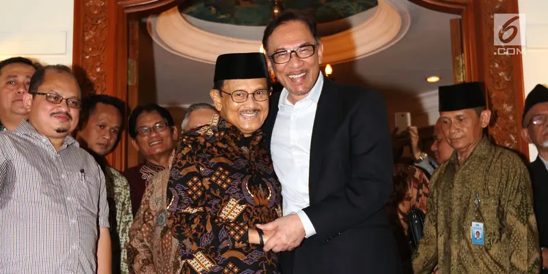 Anwar Ibrahim Temui BJ Habibie