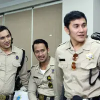 Pada hari pertama penayangan film Warkop DKI Reborn Jangkrik Boss Part 1 bisa mendapatkan hingga 270.000 penonton. Bahkan film itu mengalahkan rekor terbaik tahun ini, AADC2 yang menembus angka 200.000.  (Deki Prayoga/Bintang.com)