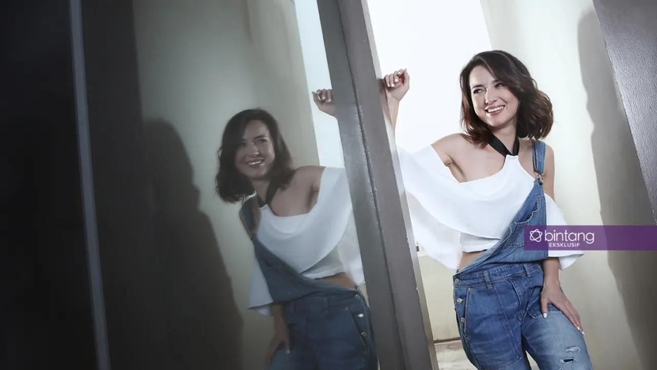[Bintang] Julie Estelle