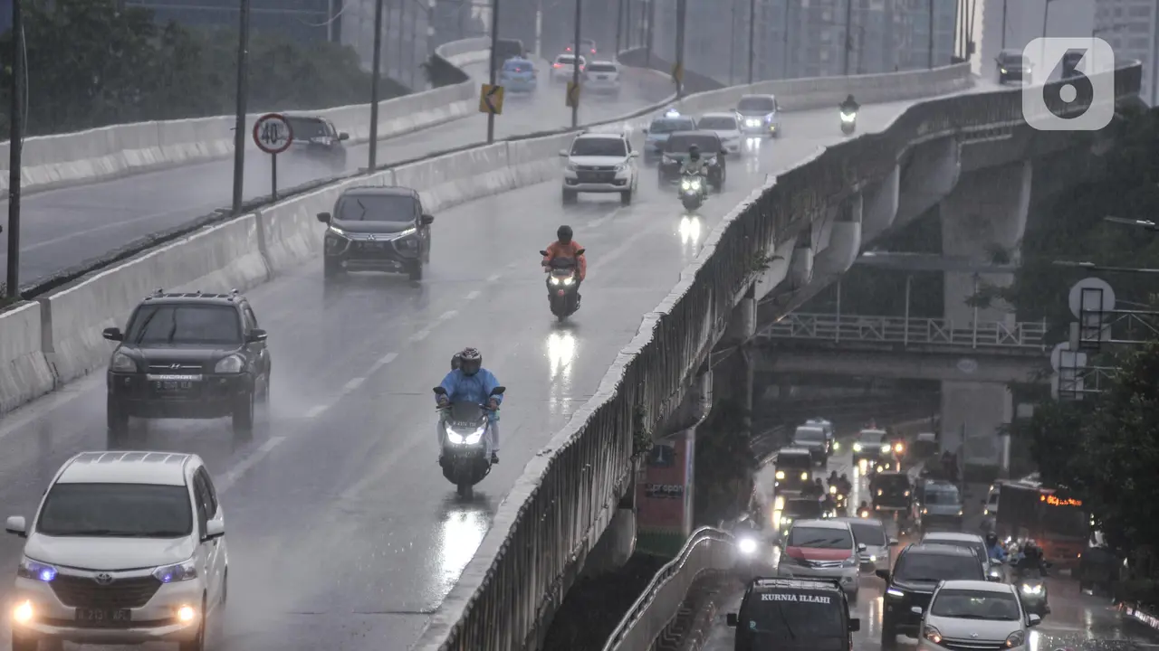 Waspada Cuaca Ekstrem di Jabodetabek Hingga April 2022