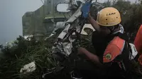 Black Box Pesawat ATR 42-500 Yang Jatuh di Gunung Bulusaraung Ditemukan