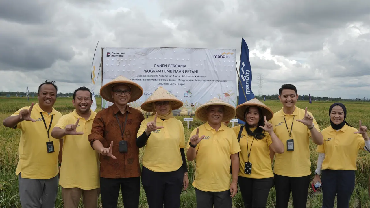 Perkuat Ketahanan Pangan Nasional, Bank Mandiri Bantu Petani Kebumen Hindari Gagal Panen