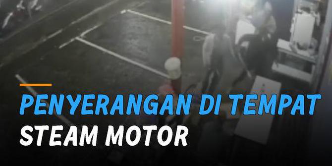 VIDEO: Lakukan Penyerangan di Tempat Steam Motor, Aksi Geng Motor Terekam CCTV