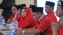 Calon Kepala Daerah dan Wakil Kepala Daerah yang diusung PDI P saat mengikuti Sekolah partai angkatan ke-6, Depok, Minggu (28/1). Sebanyak 88 bakal calon Kepala Daerah dan Wakil Kepala Daerah mengikuti sekolah tersebut. (Liputan6.com/Herman Zakharia)