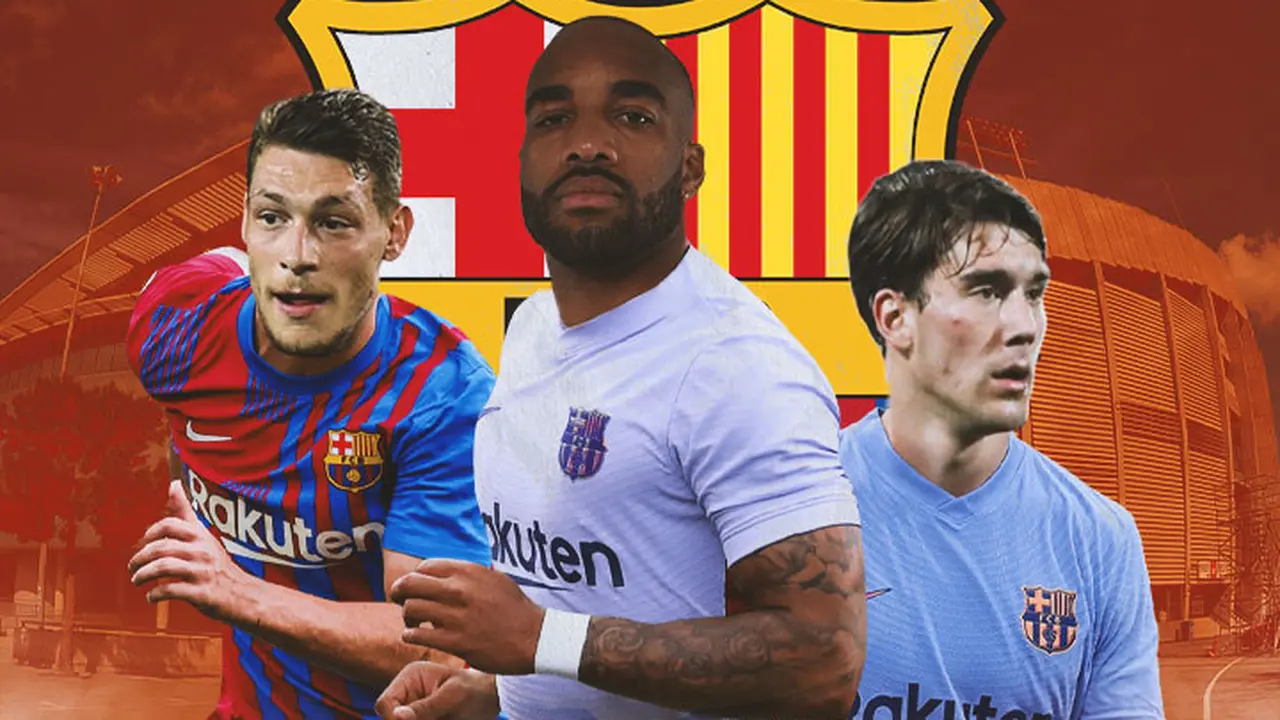 Barcelona - Andrea Belotti, Alexandre Lacazette, Dusan Vlahovic