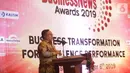 Menristek dan Kepala Badan Riset Inovasi Nasional Bambang Brodjonegoro memberi sambutan pada acara Indonesia BusinessNews Award 2019 di Jakarta, Rabu (6/11/2019). PT Surya Citra Media Tbk meraih The Best Innovation and Business Transformation in Multimedia Industry 2019. (Liputan6.com/Faizal Fanani)