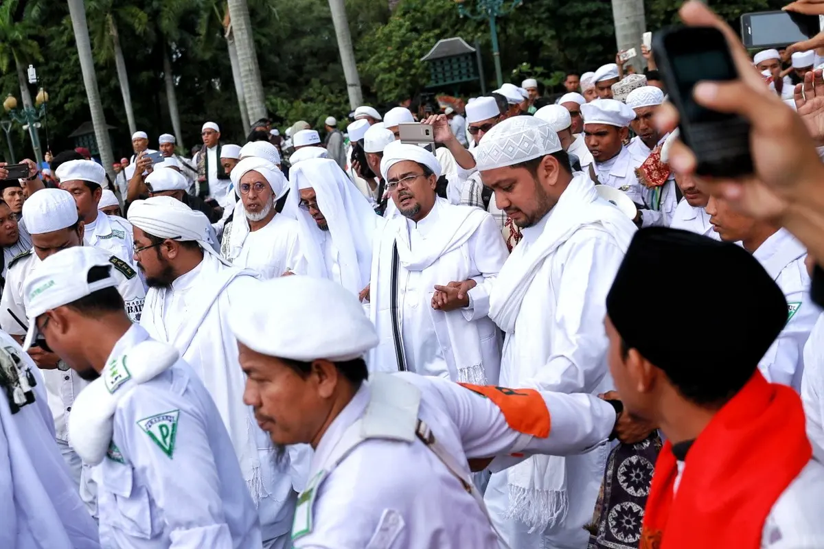 Demo 2 Desember, Habib Rizieq Disambut Demonstran