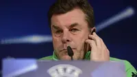 Pelatih VfL Wolfsburg asal Jerman, Dieter Hecking. (AFP/Javier Soriano)