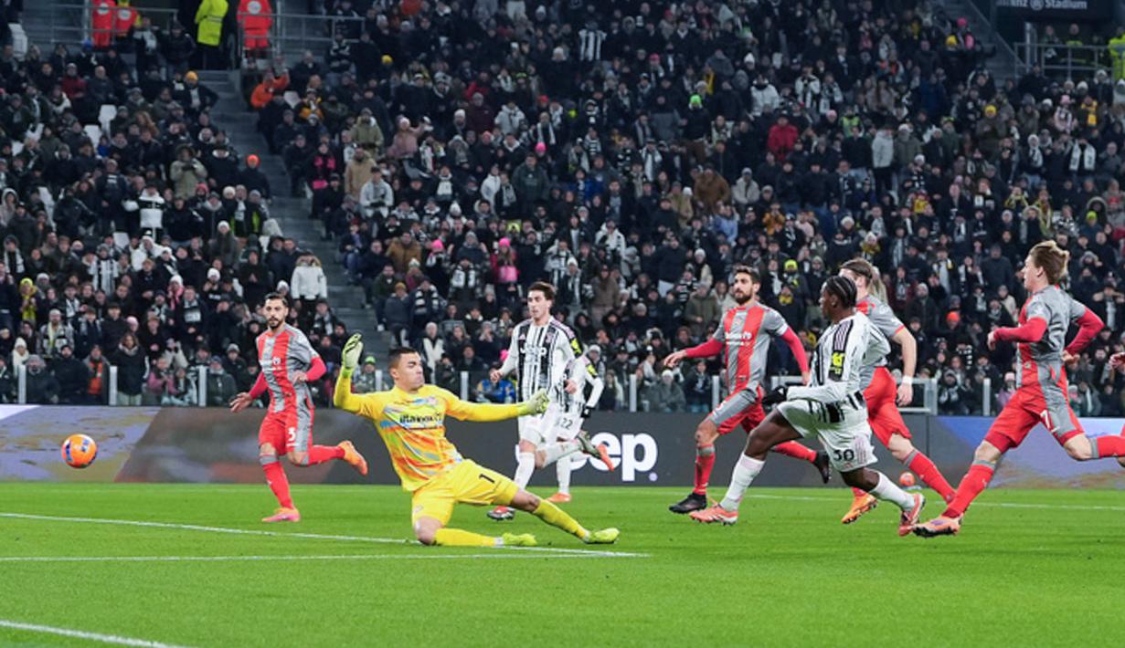 Cremonese dan Emil Audero kalah telak di markas Juventus pada pertandingan pekan ke-20 Serie A 2025/2026. I Grigiorossi dibantai lima gol tanpa balas di Allianz Stadium, Turin, Selasa (13-1-2026) dini hari WIB. (Fabio Ferrari/LaPresse via AP)
