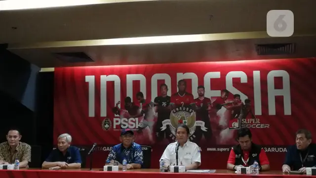 Menkominfo Rudiantara bersama operator telekomunikasi melakukan kesiapan jaringan telekomunikasi dan internet untuk Asian Games 2018. Liputan6.com/Andina Librianty