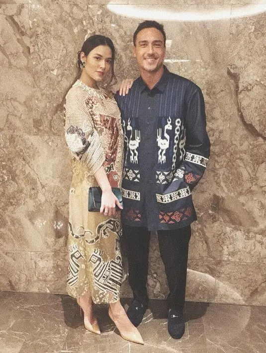 (Instagram/raisa6690)