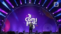 Tahun ini JICOMFEST menghadirkan Komika Internasional Dr. Jason Leong yang sudah memiliki dua spesial show di Netflix dan penampilan khusus dari komedian Jepang Kazuhisa Uekusa. (Liputan6.com/Herman Zakharia)