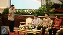 Menkopolhukam Luhut B Pandjaitan usai memberikan paparan pada acara penandatanganan Nota Kesepahaman (MoU) bersama antara kementerian dan institusi penegak hukum di Istana Negara, Jakarta, Kamis (28/1). (Liputan6.com/Faizal Fanani)