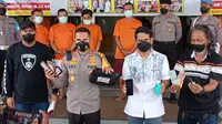 Kapolresta Samarinda Kombes Pol Ary Fadli saat menggelar press rilis di Mako Polresta Samarinda, Senin (4/7/2022). (Liputan6.com/Istimewa)