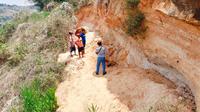 Kondisi lokasi pasir kuarsa di Desa Klumpit, Kecamatan Soko, Tuban. (Liputan6.com/ Ahmad Adirin)