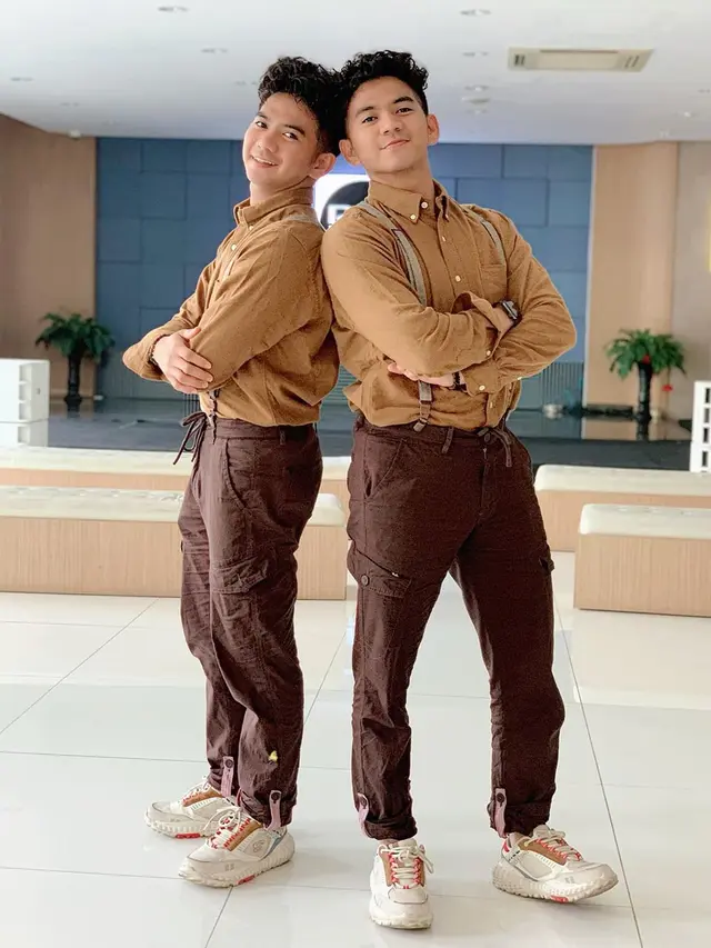 7 Potret Terbaru Rizki dan Ridho D'Academy dengan Rambut Keriting, Curi Perhatian
