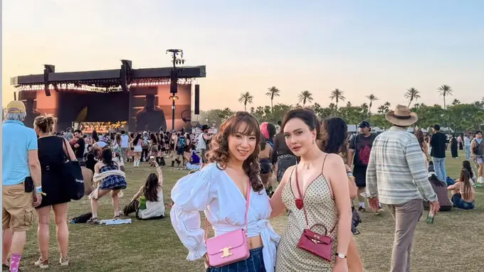Shandy Aulia saat hadir di Coachella. [@shandyaulia]