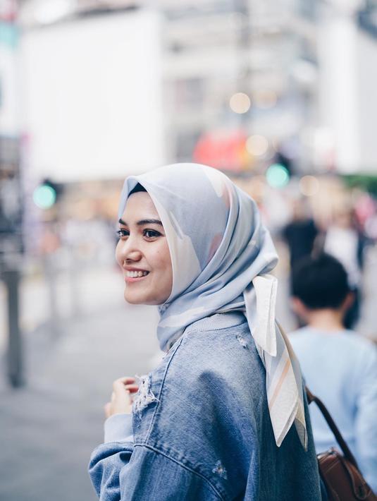 8 Artis  yang Berhijab  di Tahun 2022 Celeb Bintang com